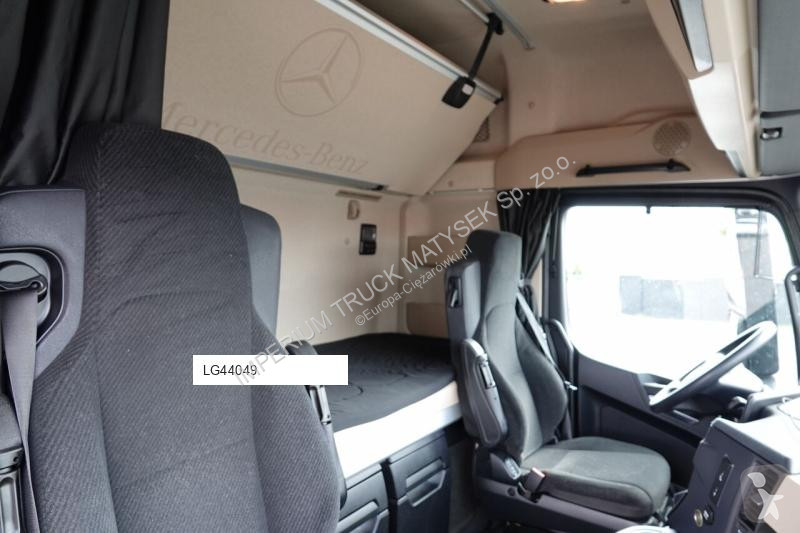 Tahač Mercedes ACTROS L 1845