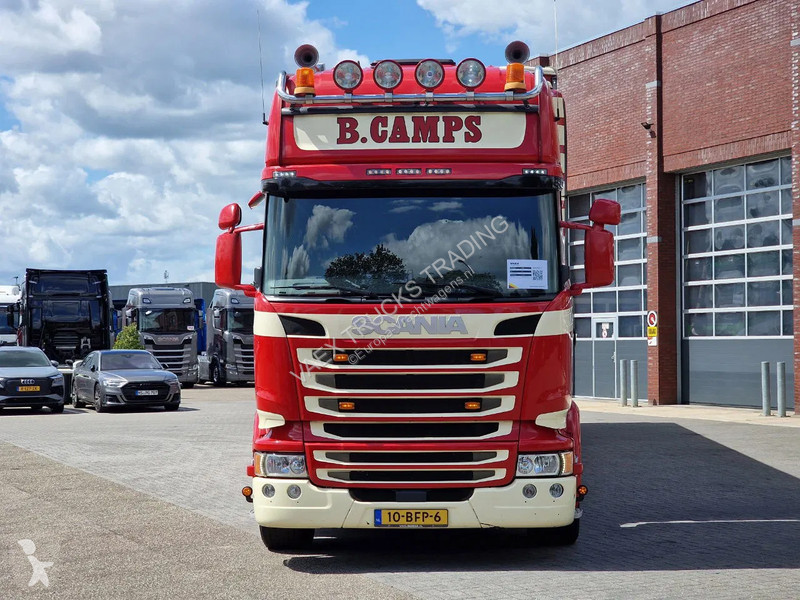 Vrachtwagencombinatie Scania + 3 deck livestock...