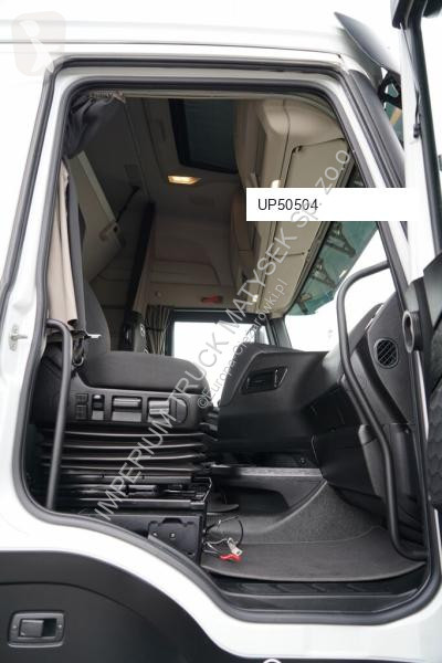 Влекач Iveco / 510