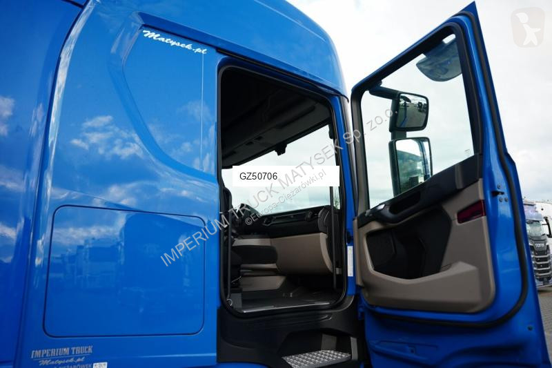 Cap tractor Scania