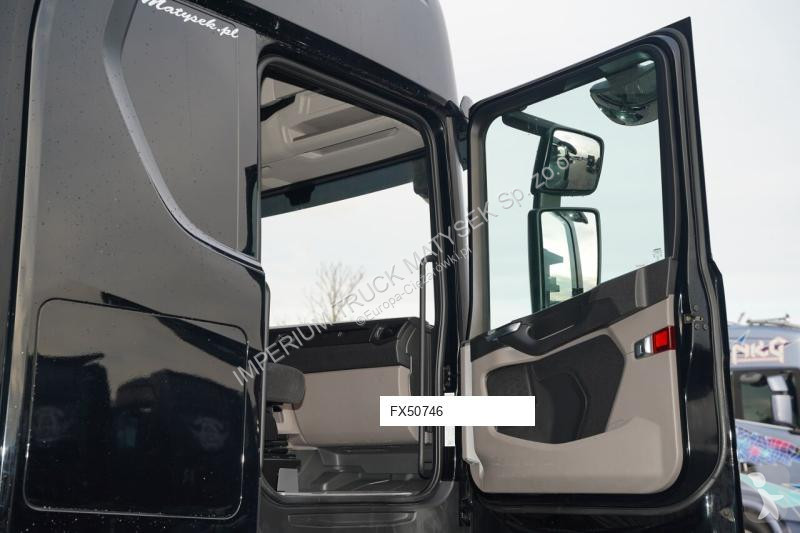 جرار Scania S 500