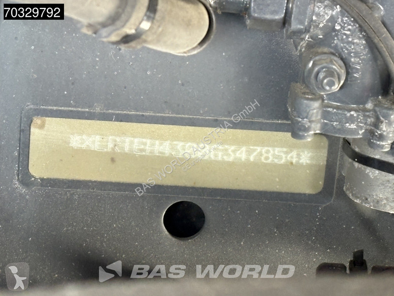 جرار DAF XF  4X2 SSC 1275L Tanks ACC