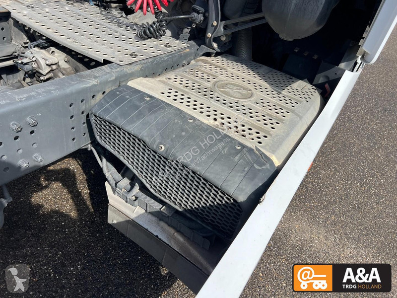 Cabeza tractora Mercedes ACTROS 1845