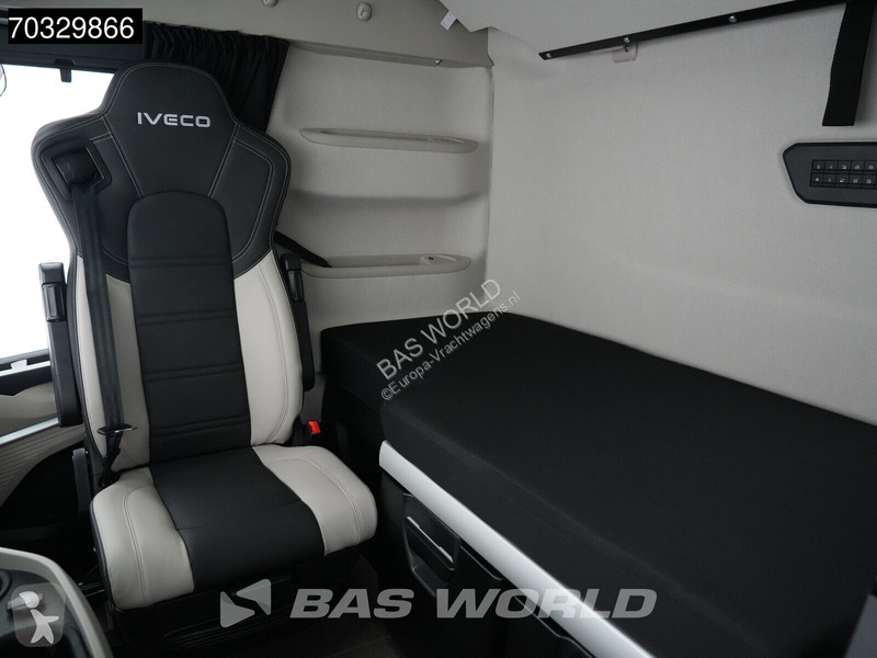 جرار Iveco S-Way 500 4X2 NEW! HPEB Parking...