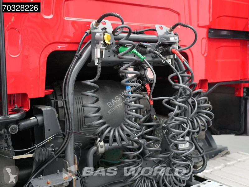 جرار Volvo FH 460 4X2 XL 2x Tanks Navi ACC