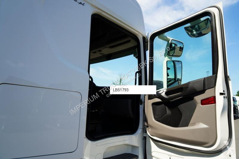 جرار Scania S 450