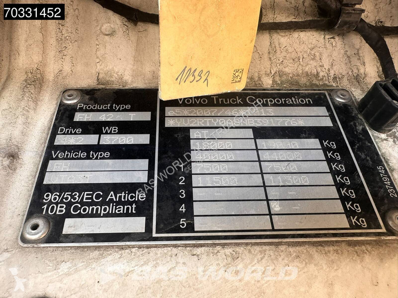 جرار Volvo FH 460 4X2 Globe Mega XL 2x Tanks...