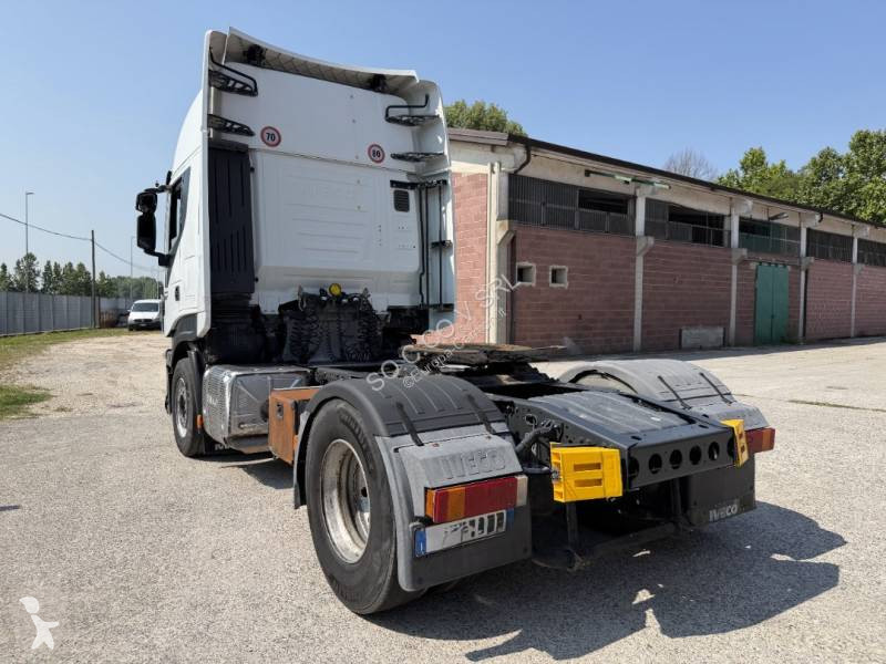 Cabeza tractora Iveco