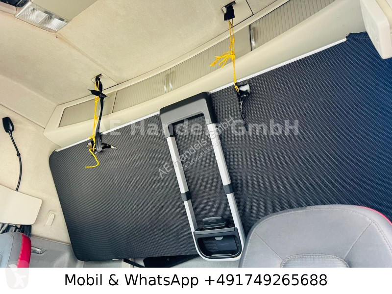 Cabeza tractora Volvo 500 Globe XL BL...