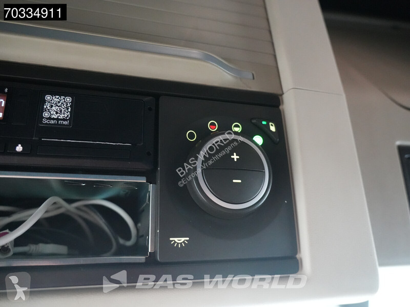 Tahač Volvo FH 460 4X2 Globe APK 08-2027 2x...