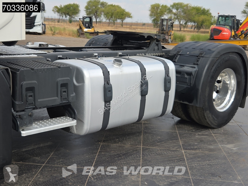 Tractor Scania 4X2 Retarder APK 06-2027 2xTanks...