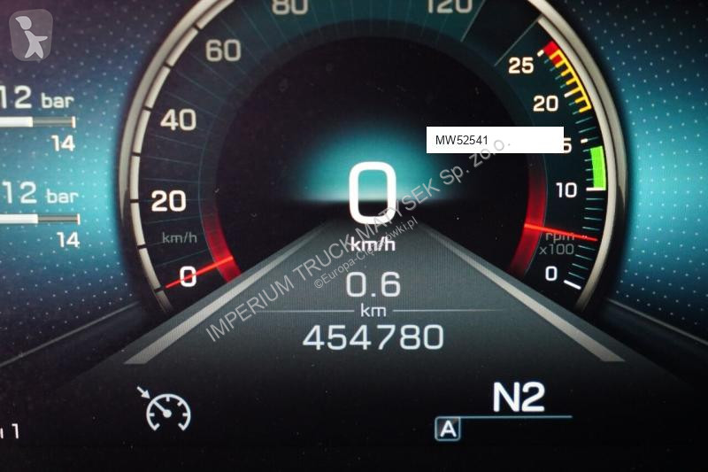 Тягач Mercedes ACTROS 1845
