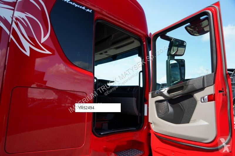 Тягач Scania R 460