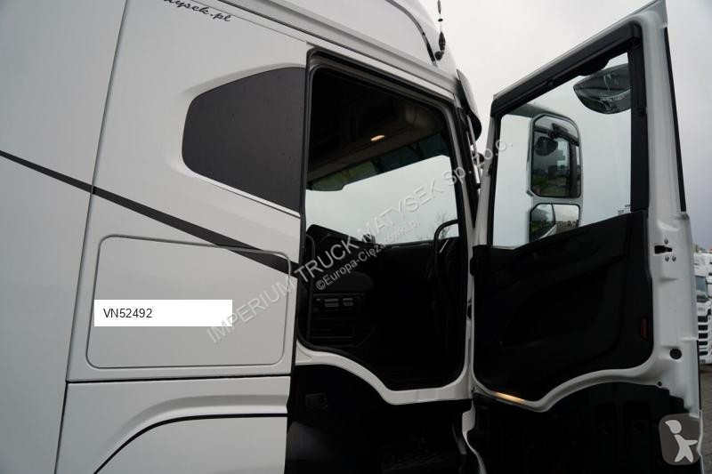 Тягач Iveco / 480