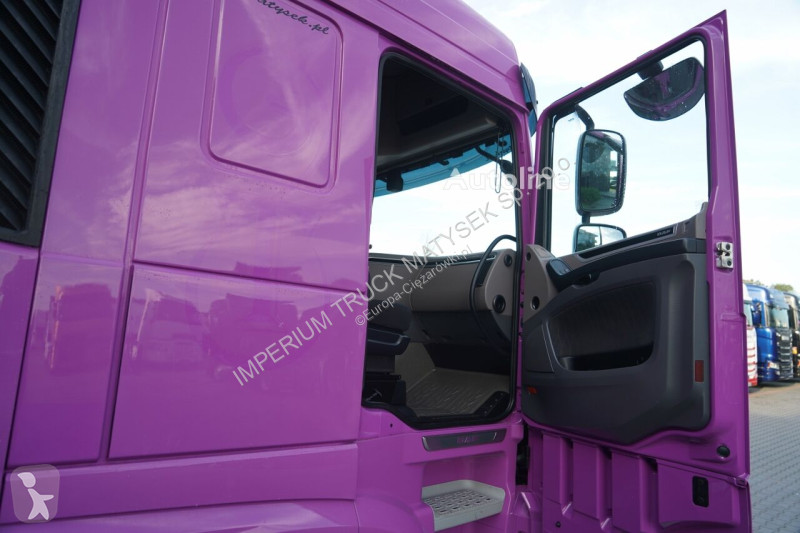 Тягач DAF XF 530