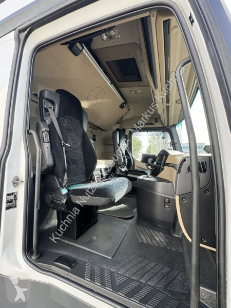 Тягач Mercedes 1845 LS Retarder Euro-6...