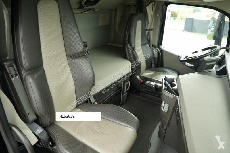 Влекач Volvo FH 500 / XXL / RETARDER / LOWDECK...