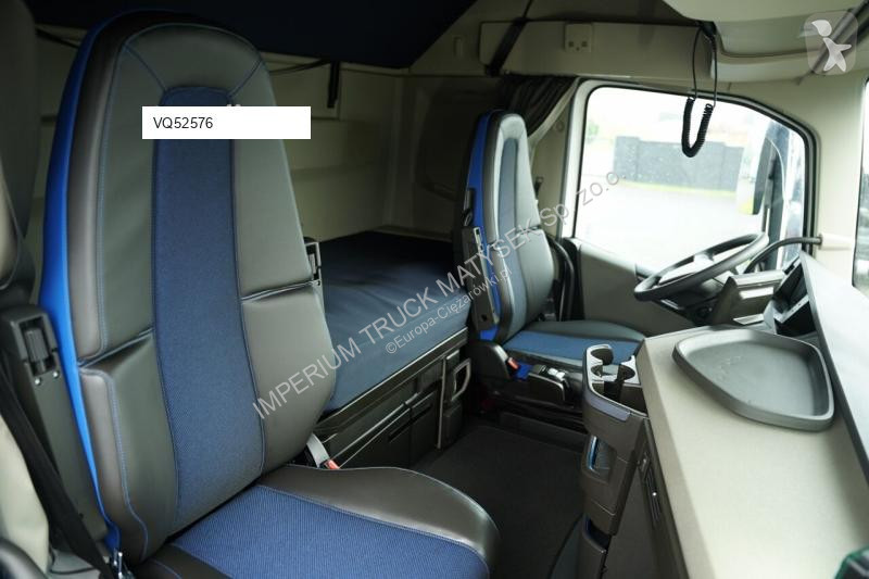 Влекач Volvo FH 500