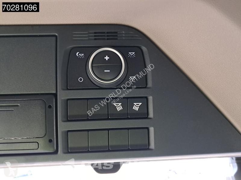 Traktor DAF 530 4X2 Day Cab ACC LED