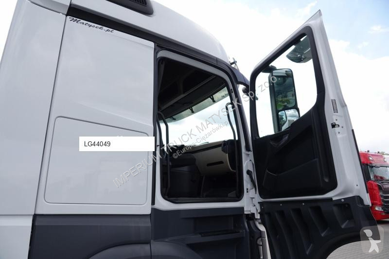 Tahač Mercedes ACTROS L 1845
