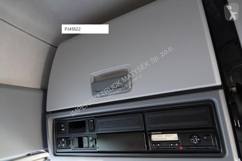 Traktor Renault C 520