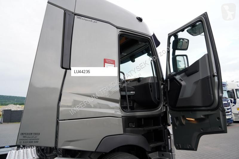 Traktor Renault T480
