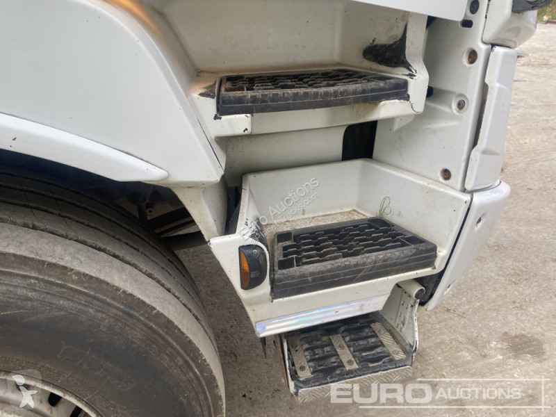Traktor Renault C520