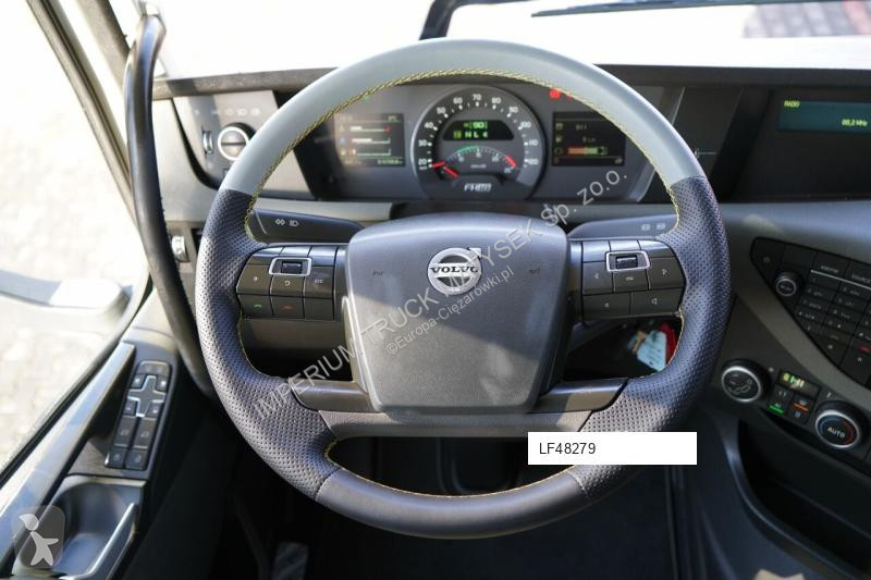 Влекач Volvo