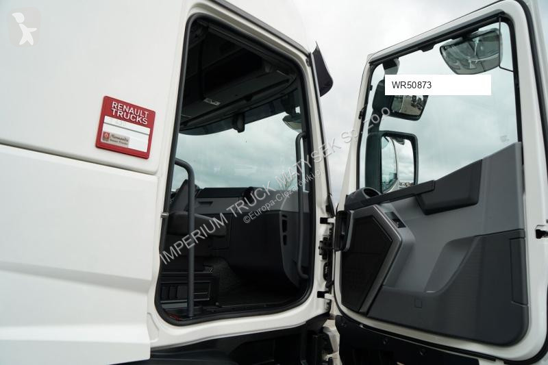 Влекач Renault T 430