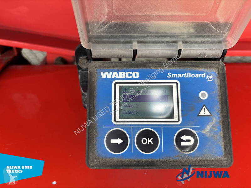 جرار Volvo 750 6x2/4 i.c.m. KWB P3 oplegger met...