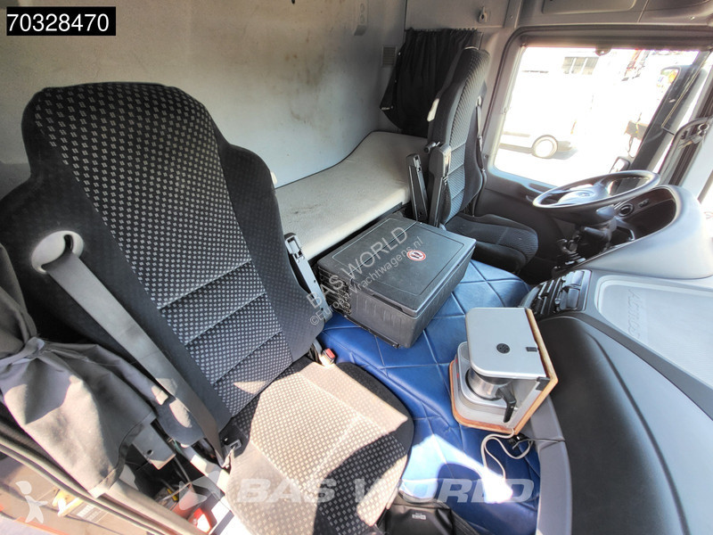 جرار Mercedes 4151 8X8 8x8 Palfinger PK150002...