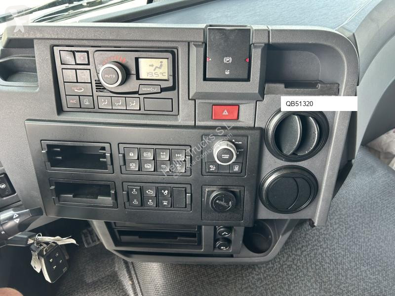 Cabeza tractora Renault T460