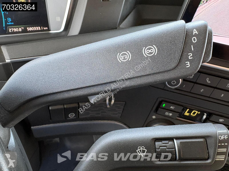 جرار Volvo FH 460 4X2 Globetrotter XL Mega 2x...
