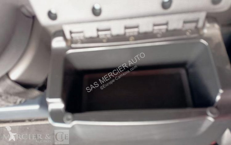 جرار Iveco