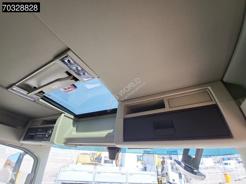 جرار Volvo 500 4X2 Low Cab! VEB+ Hydraulic