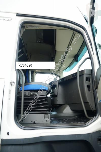 Cap tractor Volvo I-SHIFT