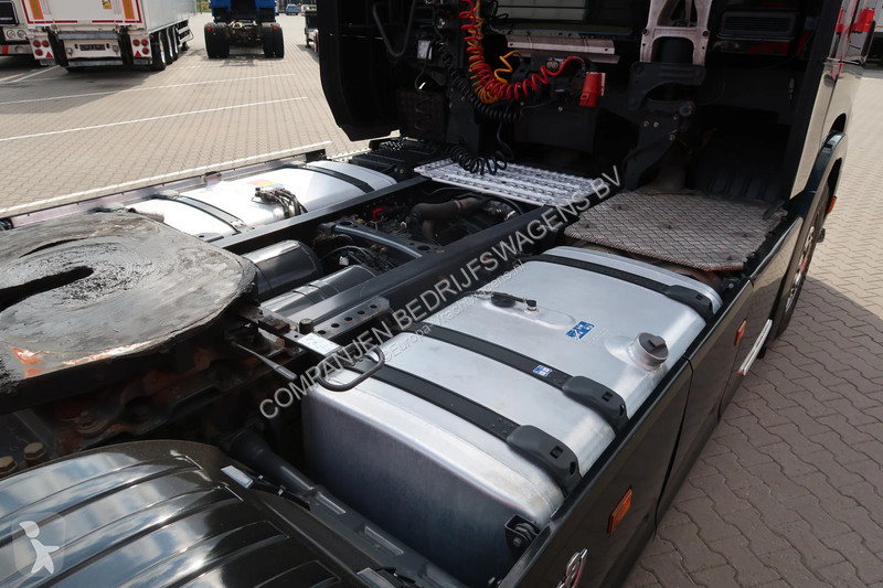 جرار Scania 580S V8 NS S580