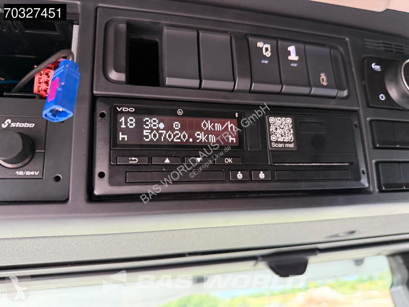 جرار DAF XG  4X2 TUV 03-2027 Retarder 2x Tanks...