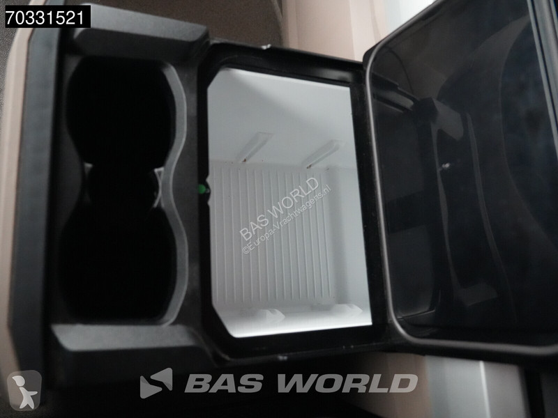 Cabeza tractora DAF + 530 + 4X2 Special!...