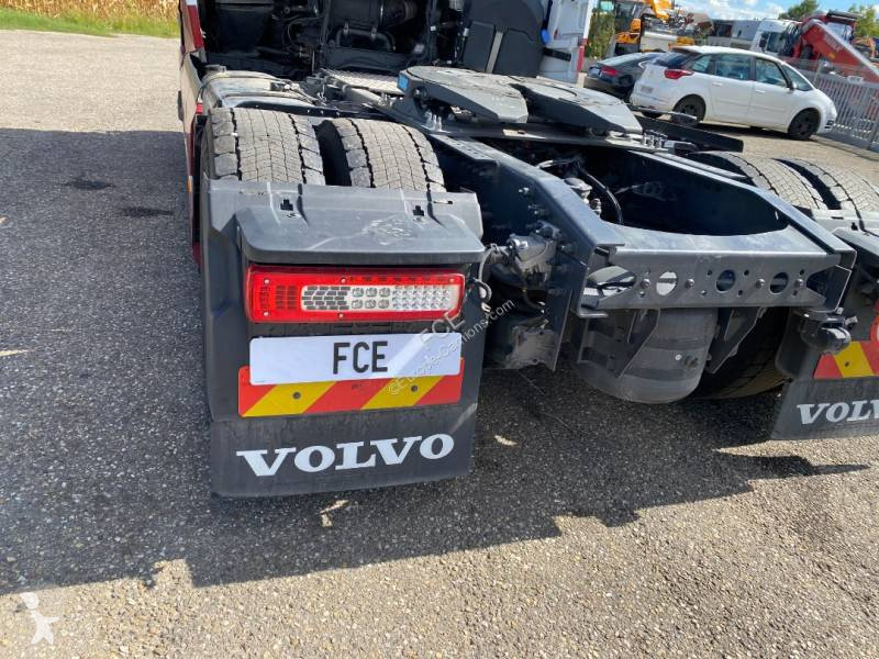 Tahač Volvo 460