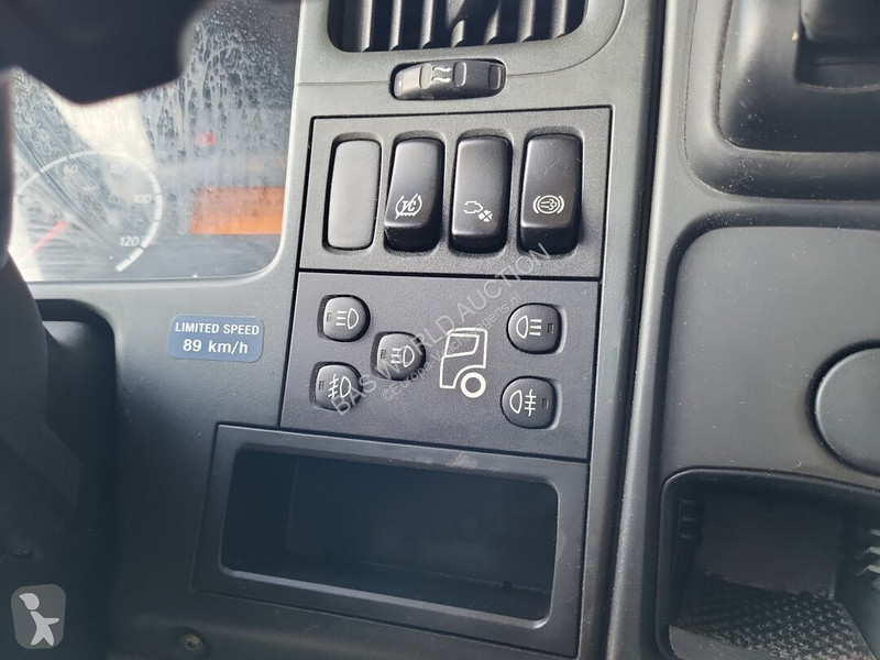 Traktor Scania 480