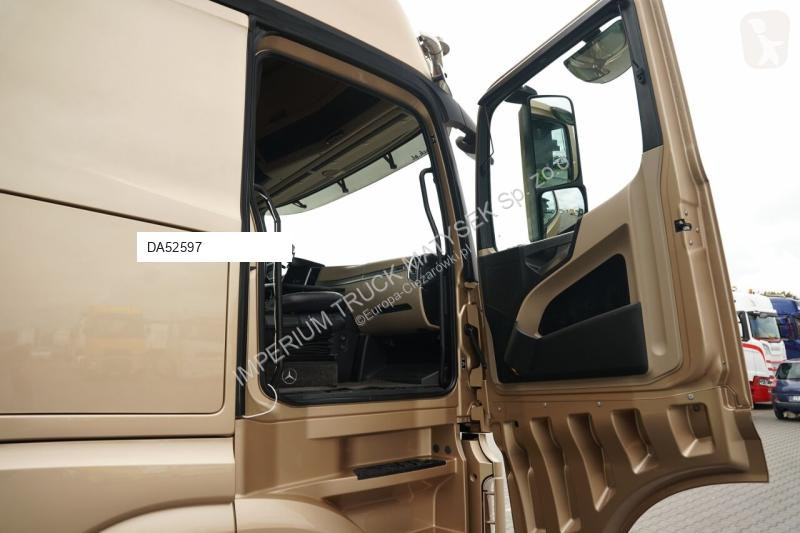 Влекач Mercedes ACTROS 18 53 / BIG SPACE /...