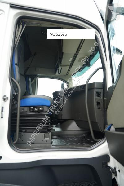 Влекач Volvo FH 500