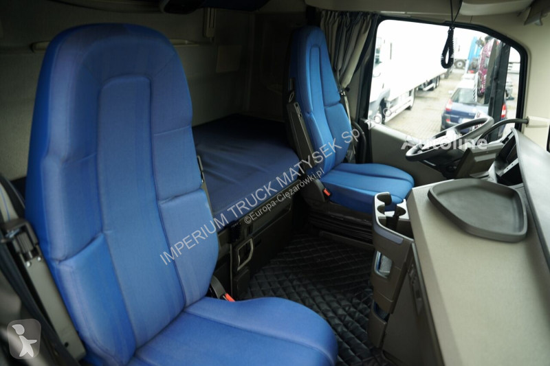 Влекач Volvo FH 500