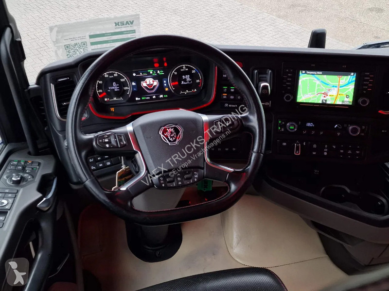 Tractor Scania 770S V8 NS Highline 6x2 - Show...
