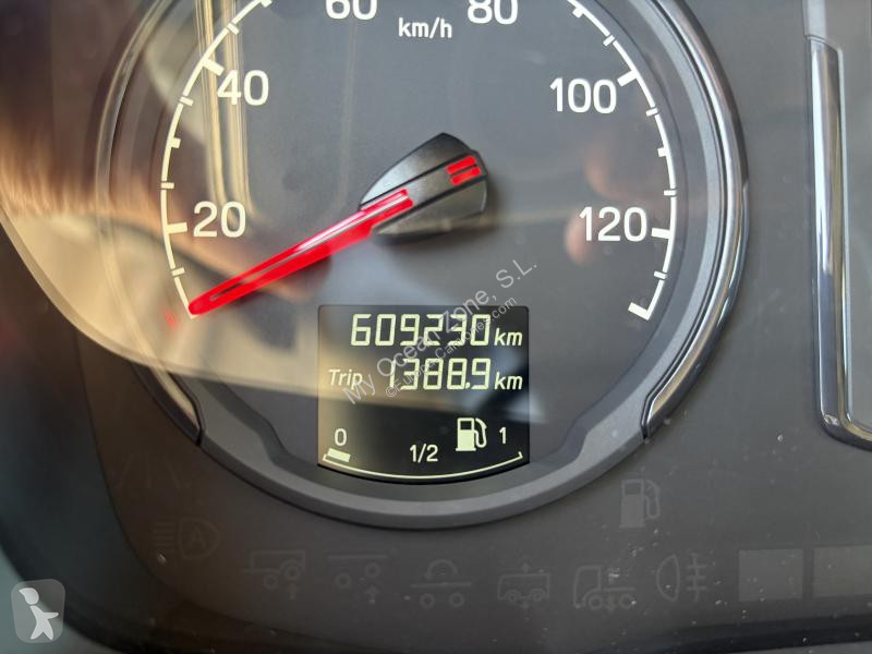 جرار Scania 410