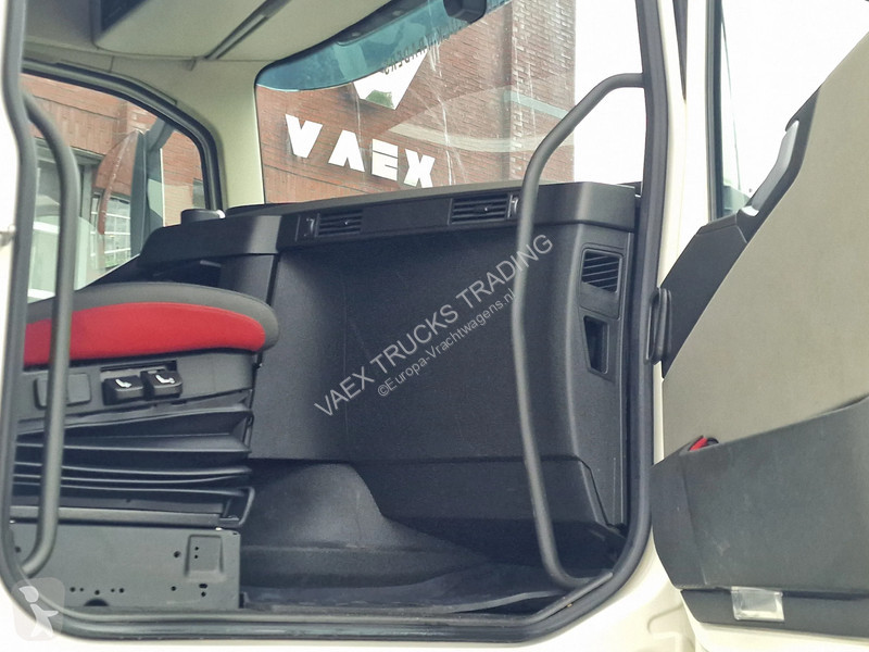 جرار Volvo 13460 Globetrotter 4x2 - Full...