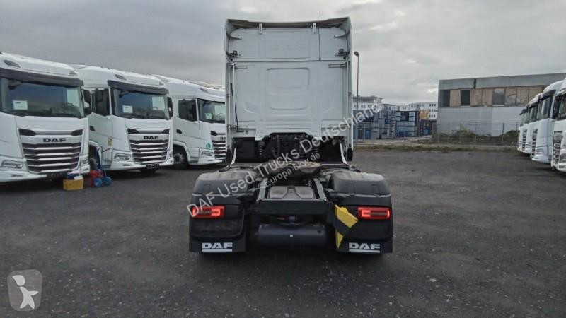 Nyergesvontató DAF 480 FT 4X2