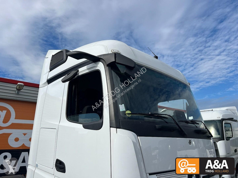 جرار Mercedes ACTROS 1845