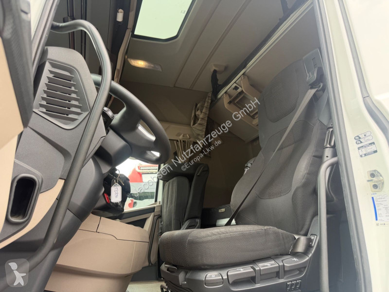 جرار DAF 530 FT Lowdeck/Mega Intarder